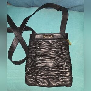 Michael Micheal Kors Black Textured Crossbody Bag